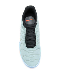 Baskets basses vert menthe Nike