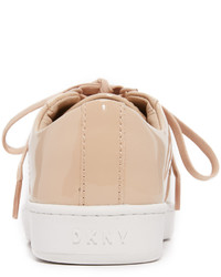 Baskets beiges DKNY