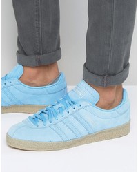 Baskets bleu clair adidas