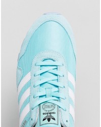 Baskets bleu clair adidas