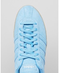 Baskets bleu clair adidas