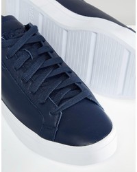 Baskets bleu marine adidas