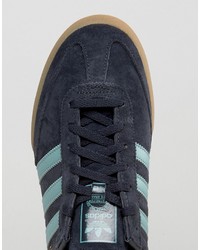 Baskets bleu marine adidas