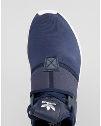 Baskets bleu marine adidas