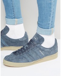 Baskets bleues adidas