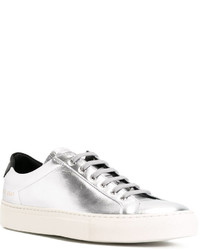 Baskets en cuir argentées Common Projects