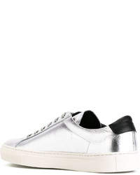 Baskets en cuir argentées Common Projects