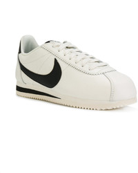 Baskets en cuir blanches Nike