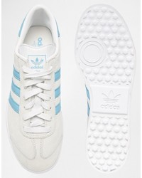 Baskets en cuir blanches adidas