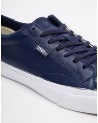 Baskets en cuir bleu marine Vans