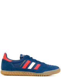 Baskets en cuir bleues adidas