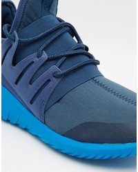 Baskets en cuir bleues adidas