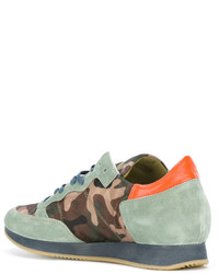 Baskets en cuir camouflage vert menthe Philippe Model