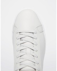 Baskets en cuir grises Lacoste