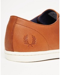 Baskets en cuir marron Fred Perry