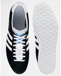 Baskets en cuir noires adidas