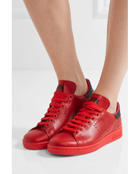 Baskets en cuir rouges adidas