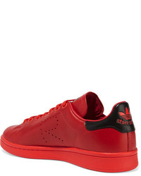 Baskets en cuir rouges adidas