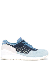 Baskets en daim bleu clair Asics