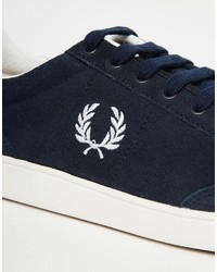 Baskets en daim bleu marine Fred Perry