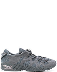 Baskets en daim grises Asics