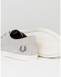 Baskets en daim grises Fred Perry