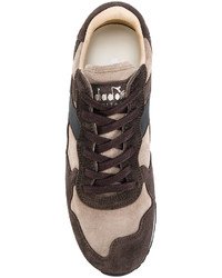 Baskets en daim marron Diadora