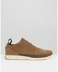 Baskets en daim marron Boxfresh