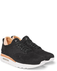 Baskets en daim noires Nike