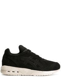 Baskets en daim noires Asics