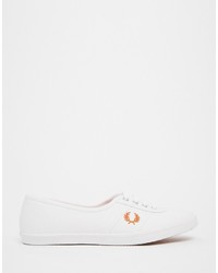 Baskets en toile blanches Fred Perry