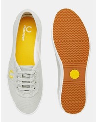 Baskets en toile grises Fred Perry