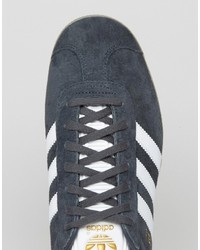 Baskets gris foncé adidas