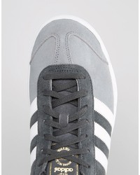 Baskets gris foncé adidas