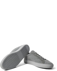 Baskets grises Common Projects