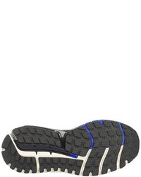 Baskets grises Brooks