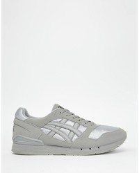 Baskets grises Asics