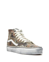 Baskets montantes camouflage olive Vans