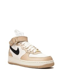 Baskets montantes en cuir beiges Nike