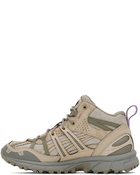 Baskets montantes en cuir beiges Asics