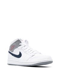 Baskets montantes en cuir blanc et bleu marine Nike