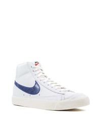 Baskets montantes en cuir blanc et bleu marine Nike