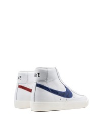 Baskets montantes en cuir blanc et bleu marine Nike