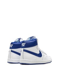 Baskets montantes en cuir blanc et bleu marine Nike