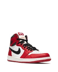 Baskets montantes en cuir blanc et rouge Jordan