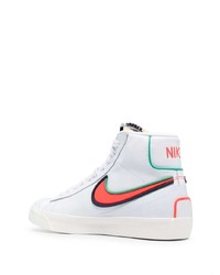 Baskets montantes en cuir blanc et rouge Nike