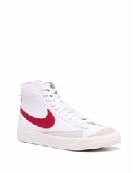 Baskets montantes en cuir blanc et rouge Nike