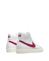 Baskets montantes en cuir blanc et rouge Nike