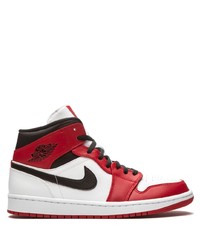 Baskets montantes en cuir blanc et rouge Jordan