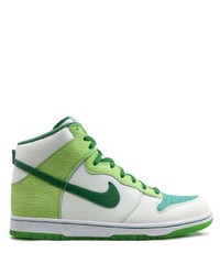 Baskets montantes en cuir blanc et vert Nike